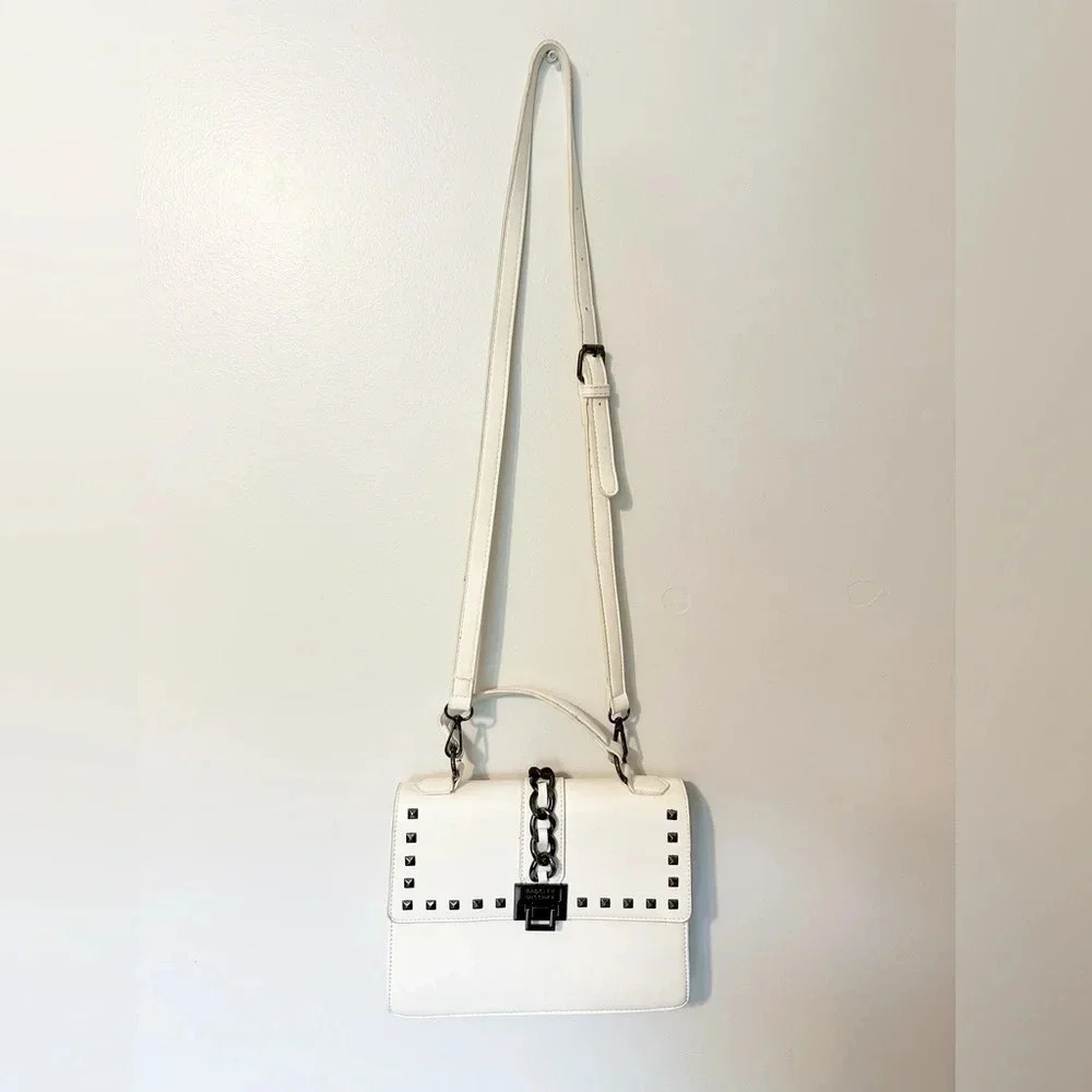 BADGLEY MISCHKA Chain Trim Two Way Shoulder Bag Crossbody Purse Strap Off White - Picture 2 of 16